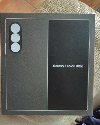 Samsung Z Fold 8 Ultra 512 gb colore green shadow