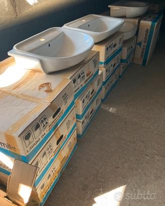Sanitari da bagno completi e pezzi da sostituire