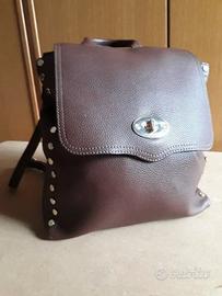 Zaino/borsa con borchie