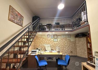 DEPOSITO A NAPOLI