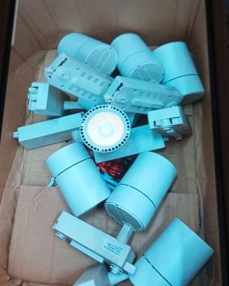 Faretti per binario monofase pezzi 40 ho 44