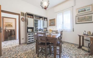 Soluzione Semi Indipendente con Ampio Giardino