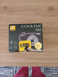 Macchina fotografica Nikon coolpix A10