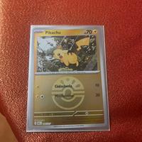 Carta pokemon rara pikachu