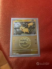 Carta pokemon rara pikachu