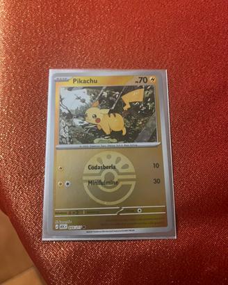 Carta pokemon rara pikachu