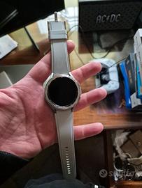 Galaxy Watch 4 classic 