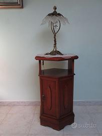 Comodino esagonale in legno arte povera