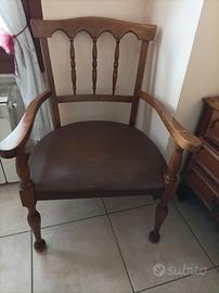 2 sedie in legno massello 