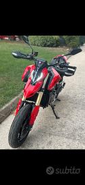 Ducati hypermotard V2