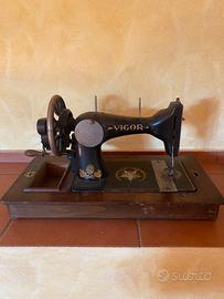 Macchina da cucire VIGOR anni 30