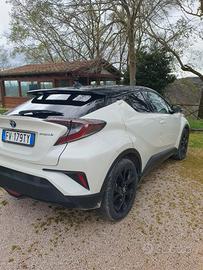Toyota c-hr (2016-2023) - 2019