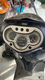 Scooter sh 125