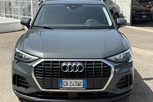 Audi Q3 35 TDI S tronic Business Advanced