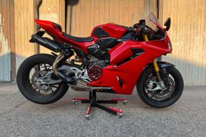 Ducati Panigale V2S 2025 full optional