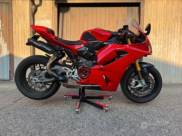 Ducati Panigale V2S 2025 full optional