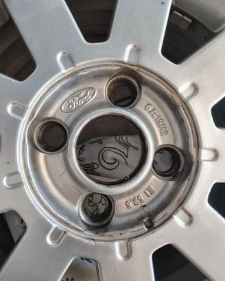 Cerchi il lega per Ford Fiesta da 15