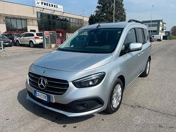 Mercedes-benz Classe T 180d