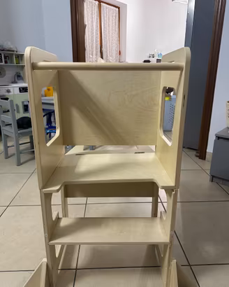 Torre Montessori 3 in 1 con lavagna – mai usata