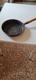 pentola per caldarroste 