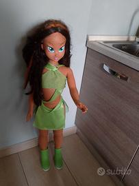 🧚♀️ Bambola Gigante Winx Club - Aisha Layla
