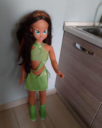 🧚♀️ Bambola Gigante Winx Club - Aisha Layla