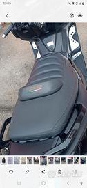 Sella personalizzata Tmax 500 