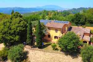 VILLA SINGOLA A FORANO