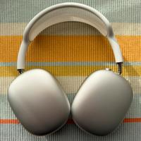 Apple AirPods Max (2020)