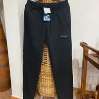 Pantalone tuta marca CHAMPION di colore nero