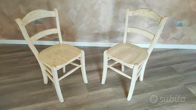 Sedie in legno shabby chic