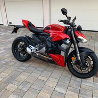 Ducati Streetfighter V2 2023