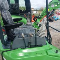 Escavatore ATI-AVANT 20