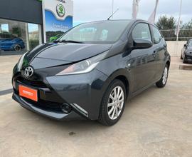TOYOTA Aygo 2 serie 0