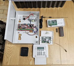 Sistema d’allarme per casa Hesa Q40