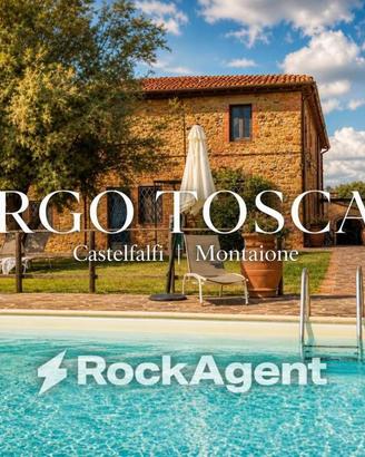 Rustico / Casale di 969 m² con più di 5 locali a M