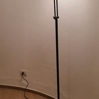 piantana luce diffusa in alto e basso