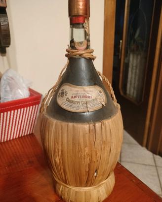 bottiglie di vino vintage