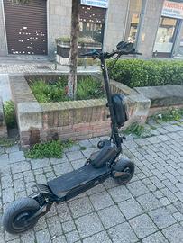 Monopattino elettrico CUSTOM