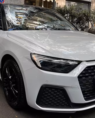 Audi A1 SPB 30 TFSI Identity Black