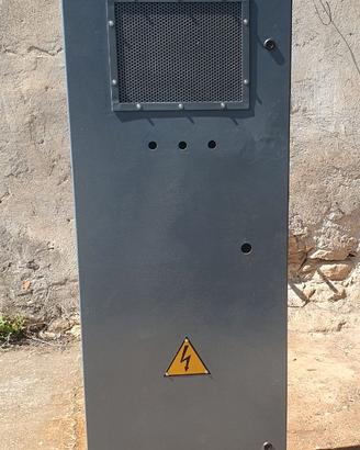 Armadio in metallo