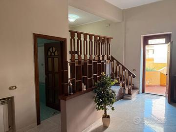 Semi Indipendente 130Mq Santa Venerina Linera