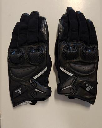 Guanti da moto uomo – stile sportivo e ma