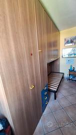 Cameretta a ponte con letto singolo