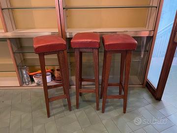 Sgabelli con seduta in pelle