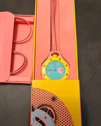 Swatch Royal Pop, pari al nuovo