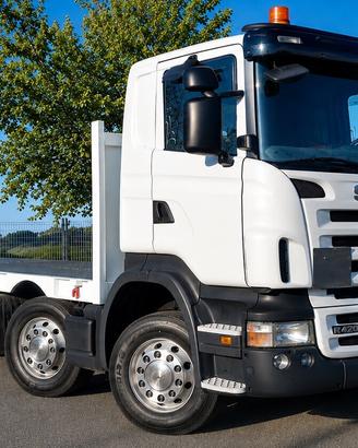 Iveco / Scania R420 8X2 con carrellone ed eventual