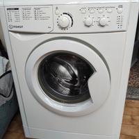 Lavatrice Indesit 7kg 