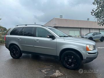 Volvo XC 90 2.4 D5 185 CV AWD Momentum
