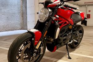DUCATI MONSTER 1200 R